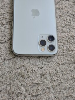 iPhone 11 Pro 64gb baterie 92% - 11