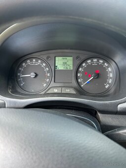 Škoda Fabia 1.6TDI-66KW-KLIMA - 11