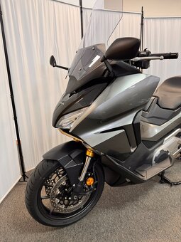 Honda Forza 750 Iridium Grey, DCT - 11