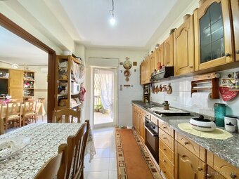 Sicílie, byt 3+1, 136 m2, dva balkóny, Roccalumera - 11