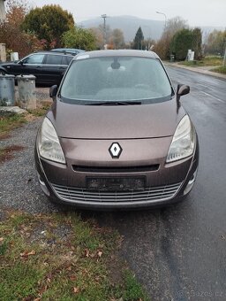 Renault Grand Scenic 3 - 11