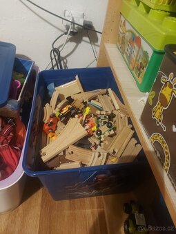 Hračky po synovi - 11