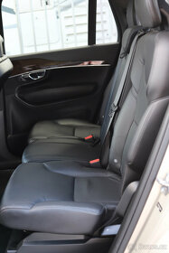 Volvo XC90 T6 AWD Momentum - 11