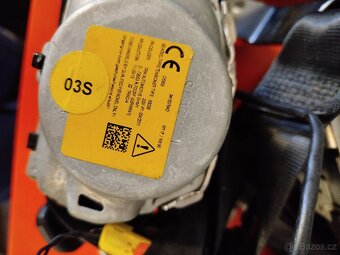 Predná pravá štvrťka Passat B8 predná nápravnica - 11