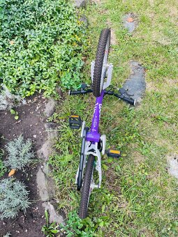 Woom 2 - super lehké dětské kolo - 11