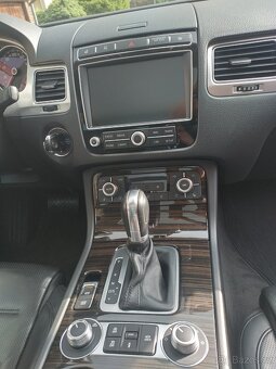 VW Touareg 3,0 v6  193kw - 11