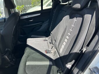 BMW 218d gran tourer advatage - 11
