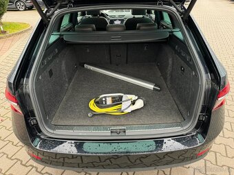Škoda Superb iV L&K TSI 160kw/tažné/panorama/360°kamery - 11
