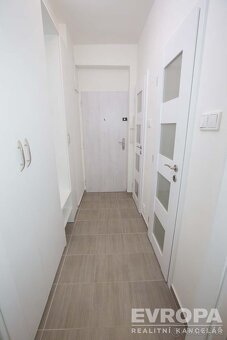 Prodej bytu 2+kk 42 m², Ruská Praha - 11