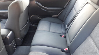 Prodám Toyota Avensis T25 FL kombi. - 11