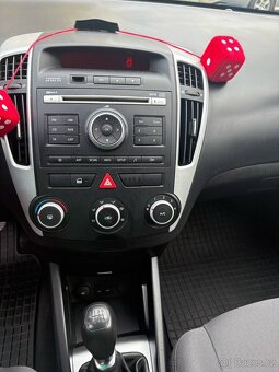 Kia ceed 1.6 92kw - 11