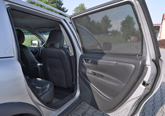 Volvo XC70 D5 2007, 136kW, 4x4, automat, BT, zimní kola - 11
