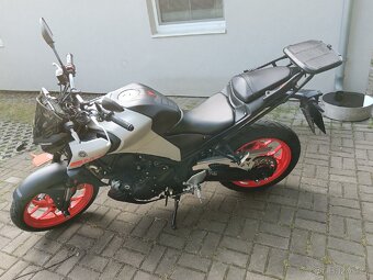 Yamaha MT-03 - 11