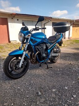 Suzuki Bandit 650 - 11