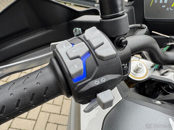 Voge 525 DSX - 11