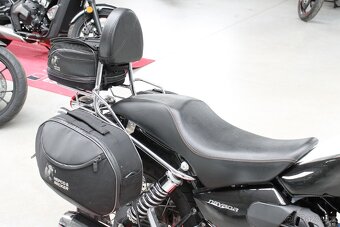Moto Guzzi Nevada 750 Anniversario 2013 24 tis. km původ ČR - 11