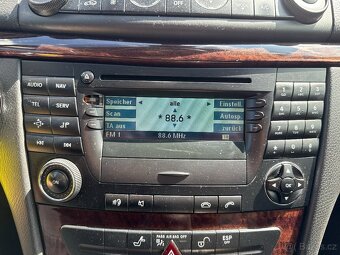 Mercedes-Benz E 220 CDI 110kW - 11