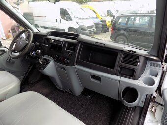Ford Transit 2.4 TDCI 74 KW LWB DC 6 MÍST - 11