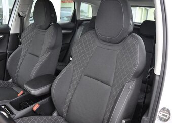 Škoda Karoq 2,0TDi STYLE 4x4 DSG - 11