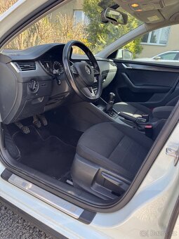 Škoda Octavia Scout 2.0 TDI 110kW 4X4 2015 - 11