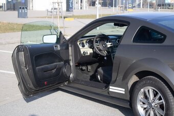 Ford Mustang 155kW (2004) V6 - 11