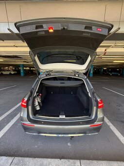 Mercedes E 220 d kombi AMG packet - 11