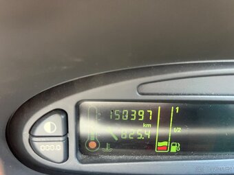 Citroën Xsara Picasso 1.6 benzin 70kW nová STK - 11