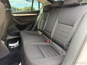 Skoda Octavia A7 2017 1.6 - 11