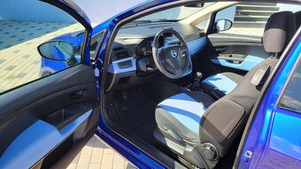 Fiat Punto III 1,4i - 57kw. SLUŠNÝ STAV - STK+EM do: 11/2026 - 11