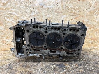 PRAVÁ HLAVA VÁLCŮ 3.0 TDI 059354DS - 11