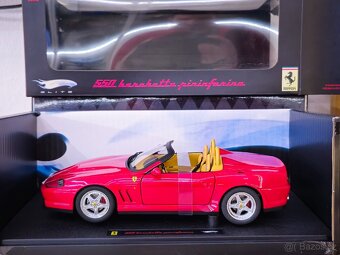 Modely Ferrari 1:18 HotWheels ELITE - 11
