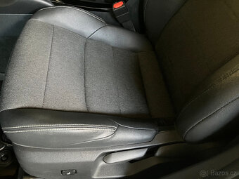 TOYOTA COROLLA 2,0 HBRID 135KW 50 450 KM - 11