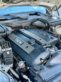 BMW E39 530iA Touring - 11