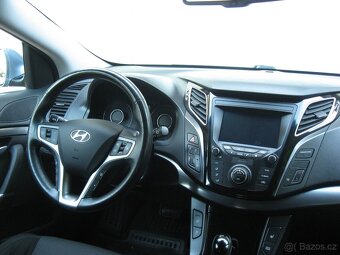 Hyundai i40 Wagon 1.7CRDI 141PS Experience A/T - 11