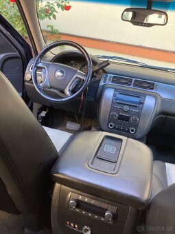 Chevrolet Tahoe - 11