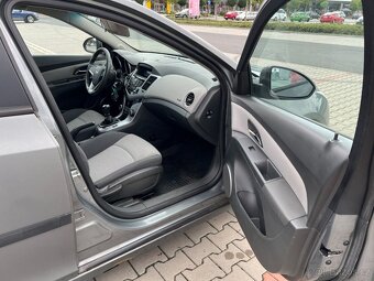 Chevrolet Cruze 1.6i 83kw 1. maj. koup. ČR naj.98t - 11
