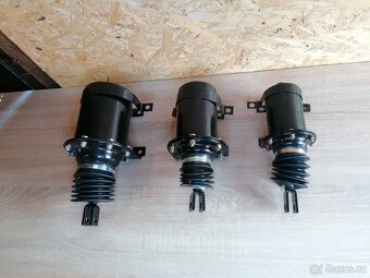 Prodám koule, uši, karhak na výklápění korby vlečky, auta - 11