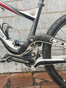 GT Sensor Carbon Expert 2014 - 11