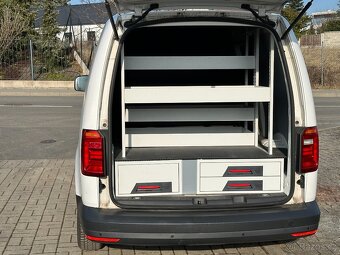 CADDY Maxi 1,4 Tgi 81kW dílna + měnič 230V - 11