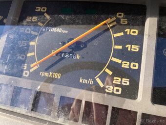 Traktor Iseki Geas 48 s čelním nakladačem - 11