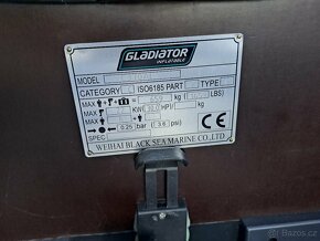 Prodám člun gladiator 3.7m + motor Yamaha 6hp - 11