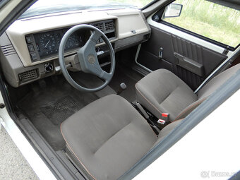 Škoda Favorit 135L, 1990, najeto 25.000km - 11
