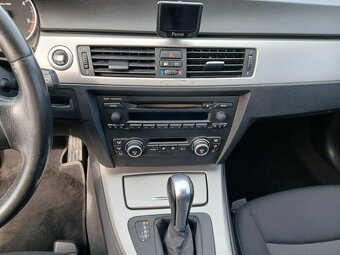 BMW 320d - 11