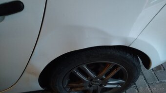 Renault Clio 3 Grandtour (kombi) 1,2 55kW - NOVÁ STK - 11