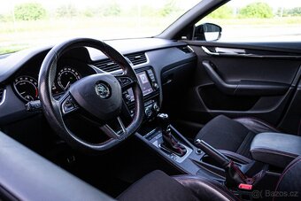 Škoda Octavia Combi 2.0 TDI DPF RS DSG - 11