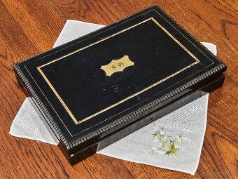 Luxusní stříbrná čajová sada s monogramem SG – 800/1000 - 11