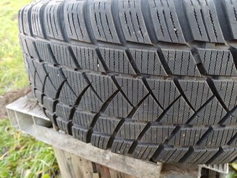 Zimní pneu na discich 215/55 R16 - 11