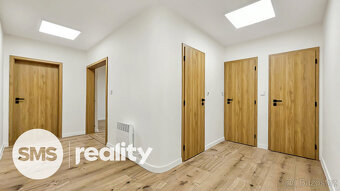 Pronájem stylového bytu 3+kk s terasou 30 m² – luxus a komfo - 11