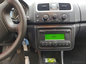 Škoda Fabia Combi 1.4TDi 4.1l/100 KLIMA,tažne,parkov.senzory - 11