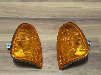 Mercedes W123 lampy BOSCH nové - 11